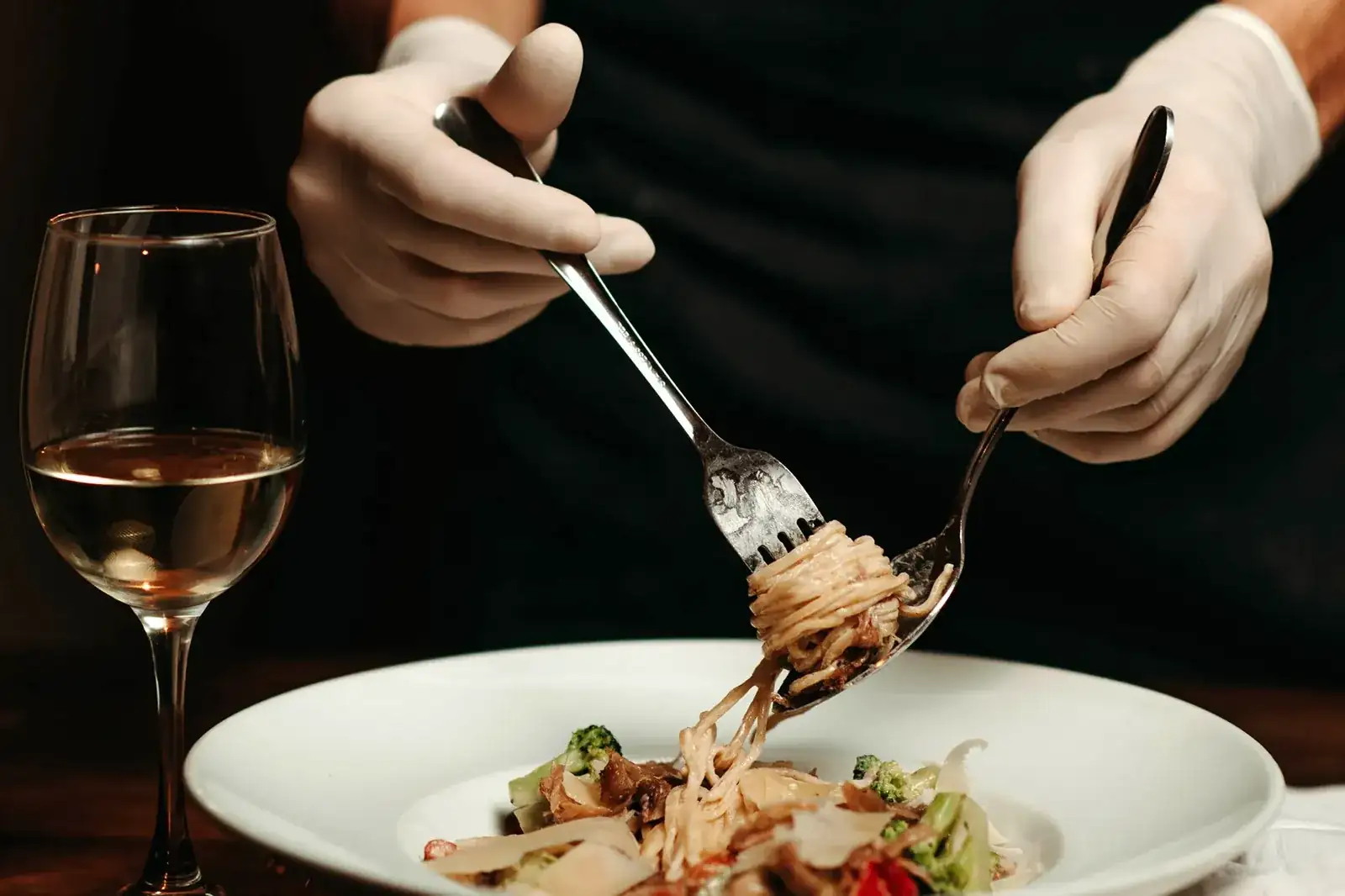 Fine dining plated in a Marbella restaurant